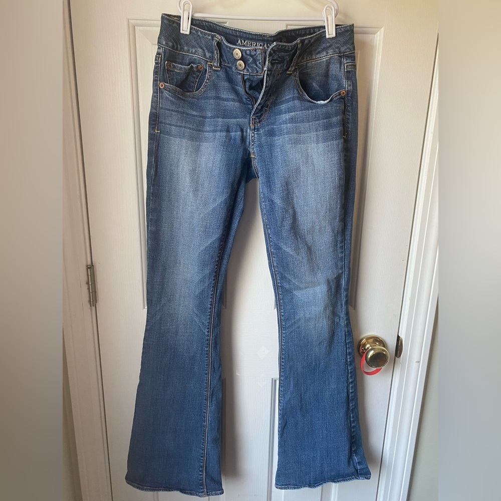 American Eagle size 8 long Artist super stretch jeans